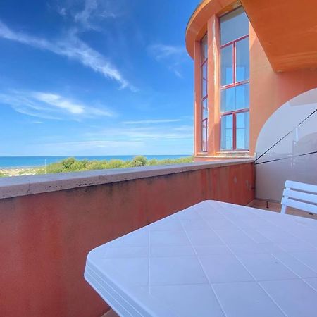 Appartamenti Regina Del Mare Calambrone Bagian luar foto